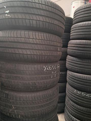 225 55 17 225/55/17 225/55r17 zomer  beschikbaar voor biedingen
