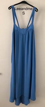 Jurk van Leeandme, Kleding | Dames, Jurken, Blauw, Nieuw, Ophalen of Verzenden, Onder de knie