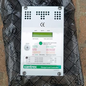 Controleur de charges Xantrex C35 12-24Volts beschikbaar voor biedingen