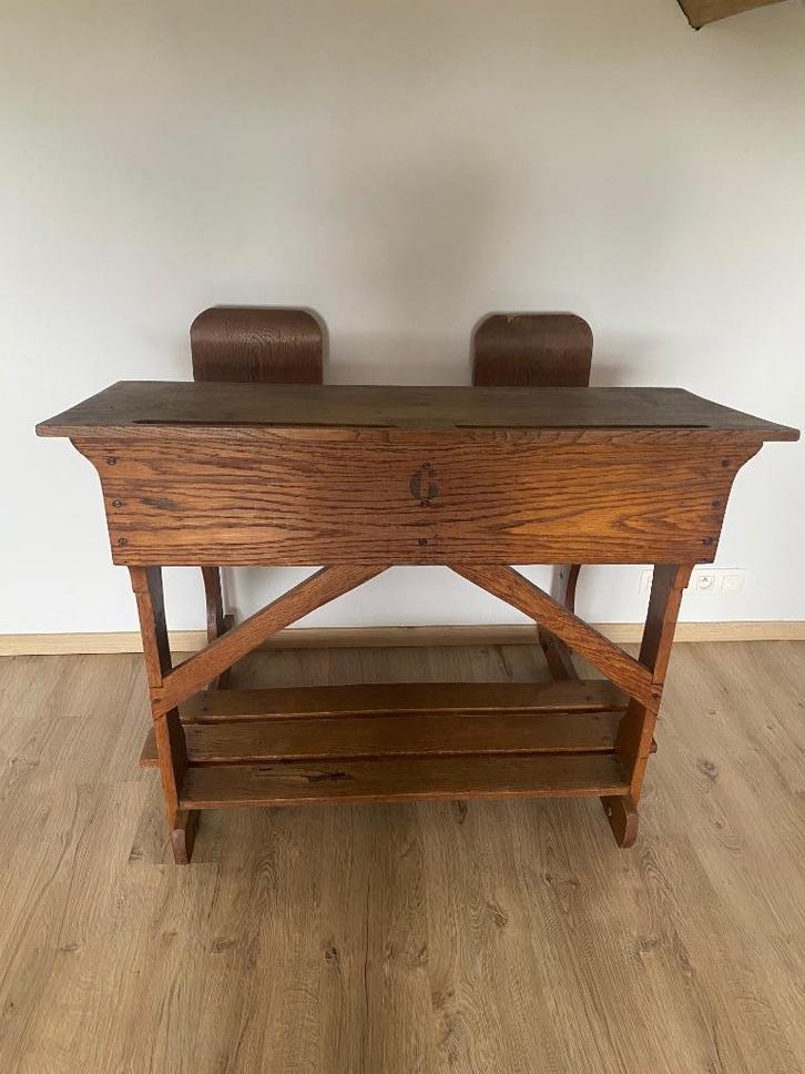 Authentieke houten schoolbank – vintage bureau, Kinderen en Baby's, Kinderkamer | Overige Meubels, Gebruikt, Tafel, Ophalen