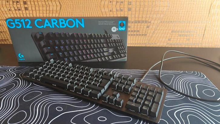 Logitech G512 Carbon game toetsenbord, Informatique & Logiciels, Claviers, Neuf, Azerty, Filaire, Clavier gamer, Enlèvement ou Envoi