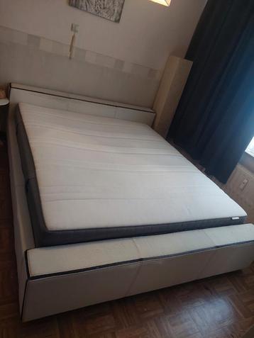 SALE!!! White bed frame - see my other adds