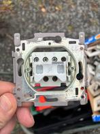 Niko wisselschakelaars + afdekplaatjes, Ophalen, Zo goed als nieuw, Schakelaar