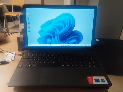 Thomson 15" Intel i3-computer, Computers en Software, Windows Laptops, Zo goed als nieuw, 15 inch, SSD, 8 GB, Azerty, Ophalen