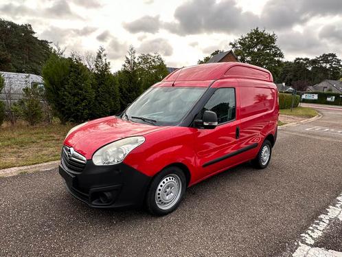 Opel Combo 2.0cdti gekeurd v verkoop, Auto's, Bestelwagens en Lichte vracht, Bedrijf, Te koop, Opel, Diesel, Euro 5, 5 deurs, Rood