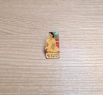 PIN - TENNIS - GABRIELA SABATINI - FUJI, Envoi, Utilisé, Sport, Insigne ou Pin's