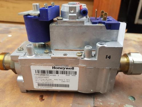 Gasblokken voor cv kombieketels, Doe-het-zelf en Bouw, IJzerwaren en Bevestigingsmiddelen, Gebruikt, Overige typen, Ophalen of Verzenden