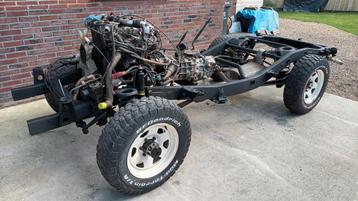 Compleet chassis met motor en boite Toyota landcruiser  beschikbaar voor biedingen