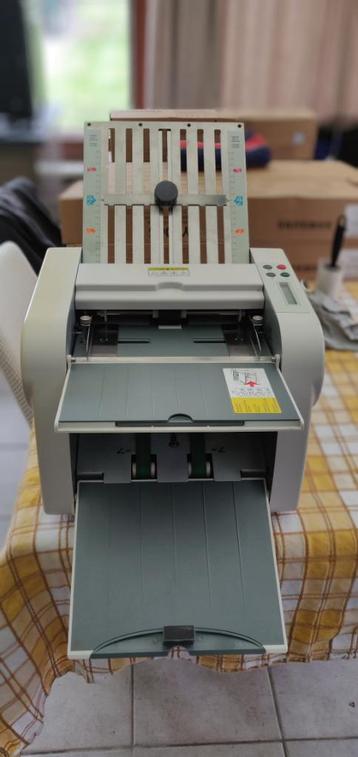 vouwmachine IDEAL 8305, Zakelijke goederen, Ophalen, Gebruikt