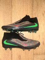 Nike phantom elite football shoe, Sport en Fitness, Voetbal, Maat M, Ophalen of Verzenden, Zo goed als nieuw, Schoenen