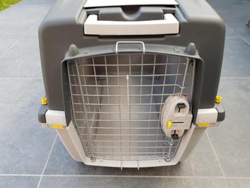 Nieuw Trixie transport bench + set wieltjes nieuw beschikbaar voor biedingen