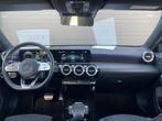 Mercedes-Benz A-Klasse 250 e Hatchback AMG Line Night Pack |, Auto's, Mercedes-Benz, Stof, Gebruikt, Euro 6, 16 kWh