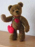 Teddybeer met sleutelhanger 25 cm Moederdag geschenkje ?, Ophalen of Verzenden, Nieuw, Stoffen beer, Overige merken