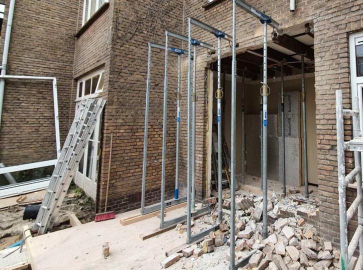 Algemene poutrel plaatsen. 0465826053 Gabriel, Doe-het-zelf en Bouw, Steigers, Ophalen of Verzenden