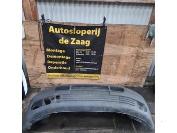 Voorbumper van een Volkswagen Transporter beschikbaar voor biedingen