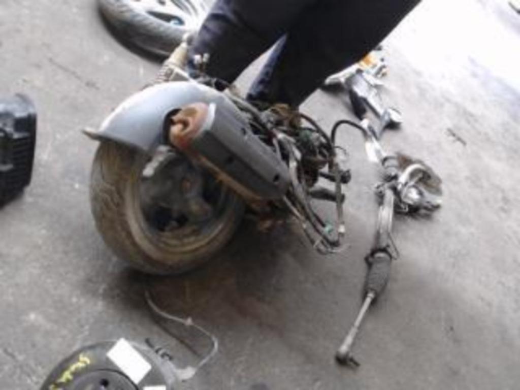 Moteur Kymco LP/14143, Vélos & Vélomoteurs, Pièces de cyclomoteur | Scooters, Utilisé, Kymco, Bloc, Enlèvement ou Envoi