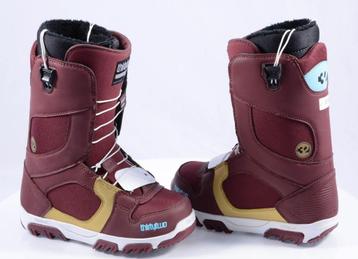 Bottes de snowboard 38 EU pour femmes THIRTYTWO WOMEN'S PRIO disponible aux enchères