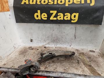 Draagarm links-voor van een Ford Focus beschikbaar voor biedingen