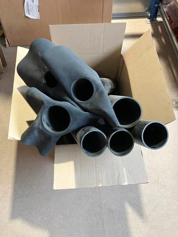 Lot van 6 PE afvoeren met EPDM flap beschikbaar voor biedingen