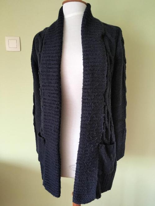New Look - Lange gebreide vest met kabels, maat 38, Kleding | Dames, Truien en Vesten, Gedragen, Maat 38/40 (M), Blauw, Ophalen of Verzenden