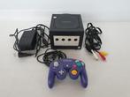 Nintendo GameCube console + 1 paarse controller + kabels, Games en Spelcomputers, Spelcomputers | Nintendo GameCube, Ophalen of Verzenden