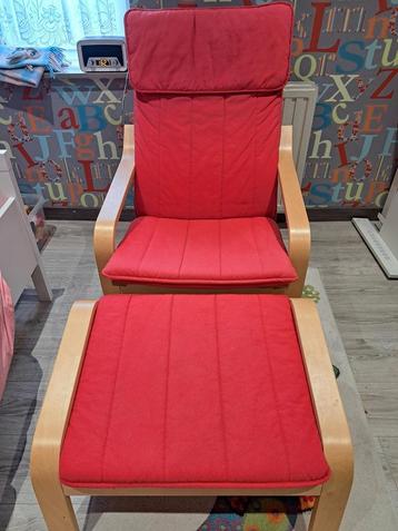 ikea poang rouge vif beschikbaar voor biedingen