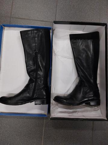 Bottes pour femmes en cuir noir NEW taille 41, Neuf, Enlèvement ou Envoi, Piure, Bottes hautes