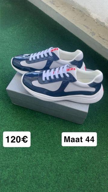 Prada cups blauw