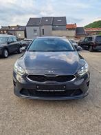Kia Ceed Break SW 1.6 CRDi More ISG DCT, 4 cilinders, Leder en Stof, https://public.car-pass.be/vhr/fa94aeb3-4fee-45b3-9064-3227c96784d9