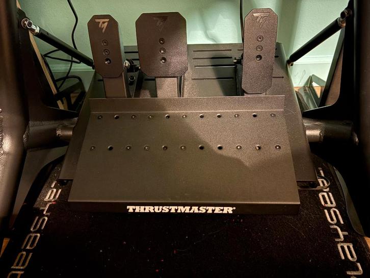 Thrustmaster Raceline pedals III, Games en Spelcomputers, Spelcomputers | Sony Consoles | Accessoires, Zo goed als nieuw, PlayStation 5