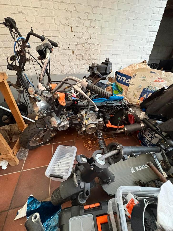 Brommers en onderdelen, Fietsen en Brommers, Brommers | Toebehoren, Zo goed als nieuw, Ophalen