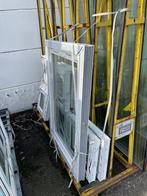 Nouvelle fenêtre en PVC avec verre - 78 x 118, Bricolage & Construction, 75 à 150 cm, 75 à 150 cm, Synthétique, Enlèvement