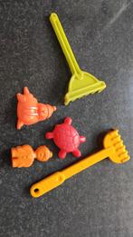 Strandspeelgoed vormpjes en harkjes, Kinderen en Baby's, Speelgoed | Buiten | Zandbakken, Gebruikt, Ophalen
