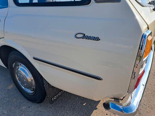 Te koop: Zeldzame Toyota Corona 2.0L Benzine – Origineel, Auto's, Oldtimers, Particulier, Toyota, Benzine, Break, 5 deurs, Handgeschakeld