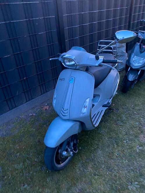 VESPA SPRINT A KLASSE moet weg, Fietsen en Brommers, Scooters | Vespa, Gebruikt, Overige modellen, Klasse A (25 km/u), Benzine