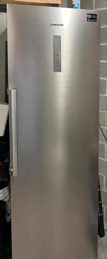 Armoire de réfrigérateur Samsung modèle E (RR39C7BH5S9), Electroménager, Réfrigérateurs & Frigos, Enlèvement ou Envoi, Comme neuf