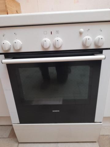 Oven en kookplaat SIEMENS beschikbaar voor biedingen