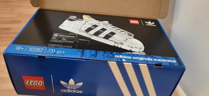 Nieuw en sealed: Lego 10282 Adidas Originals Superstar, Kinderen en Baby's, Speelgoed | Duplo en Lego, Nieuw, Lego, Complete set