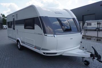 Nieuwe 4pers.Hobby met rondzit, frans bed beschikbaar voor biedingen