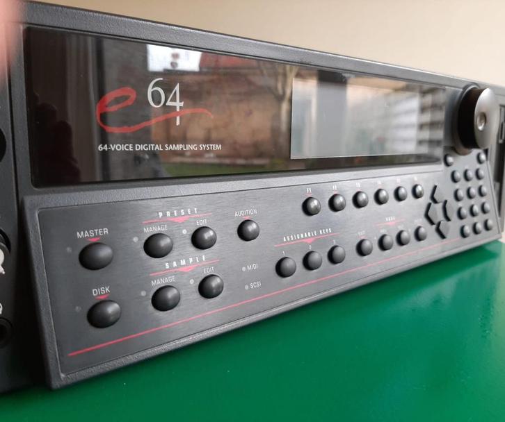 EMU E64 in MINT condition! Nieuwstaat., Muziek en Instrumenten, Soundmodules, Zo goed als nieuw, E-MU, Ophalen