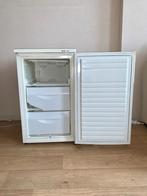 Kleine diepvriezer met 3 laden, Elektronische apparatuur, Vriezers en Diepvrieskisten, Gebruikt, Minder dan 85 cm, Tussenbouw