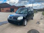 Peugeot Partner 1.9d licht vrachtwagen gekeurd vvk, Stof, 4 cilinders, Zwart, 2 zetels