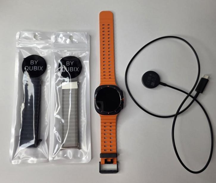 Samsung Galaxy Watch Ultra 2024 + Galaxy Buds 3 pro, Handtassen en Accessoires, Smartwatches, Zo goed als nieuw, Android, Ophalen