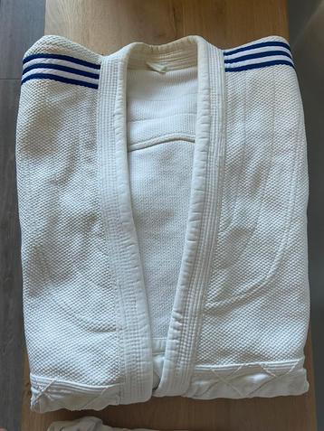 Judo kimono beschikbaar voor biedingen