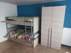 Complete kinderkamer met bureau en wandkast, Ophalen, Zo goed als nieuw, Jongetje of Meisje