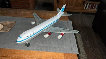 Avion en étain, Enlèvement ou Envoi