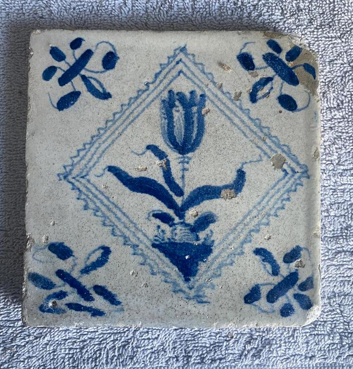 Antieke tegel bloempot kwadraat 17de eeuw, Antiek en Kunst, Antiek | Keramiek en Aardewerk, Ophalen of Verzenden