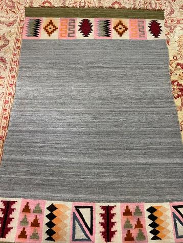 Tapijt kilim handgemaakt gooed staat 150x100