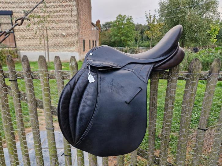 Veelzijdigheidszadel 16,5 inch – geschikt voor C of D pony, Dieren en Toebehoren, Paarden en Pony's | Zadels, Gebruikt, Ophalen of Verzenden