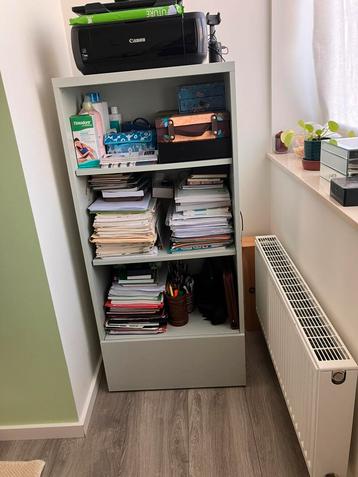 Kast IKEA overschilderd beschikbaar voor biedingen